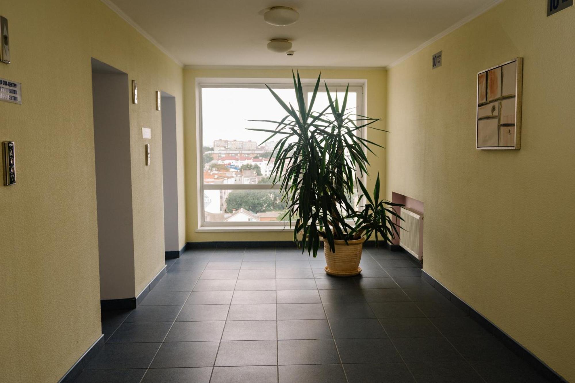 7 Days Hotel Kamyanets-Podilskyi Eksteriør billede