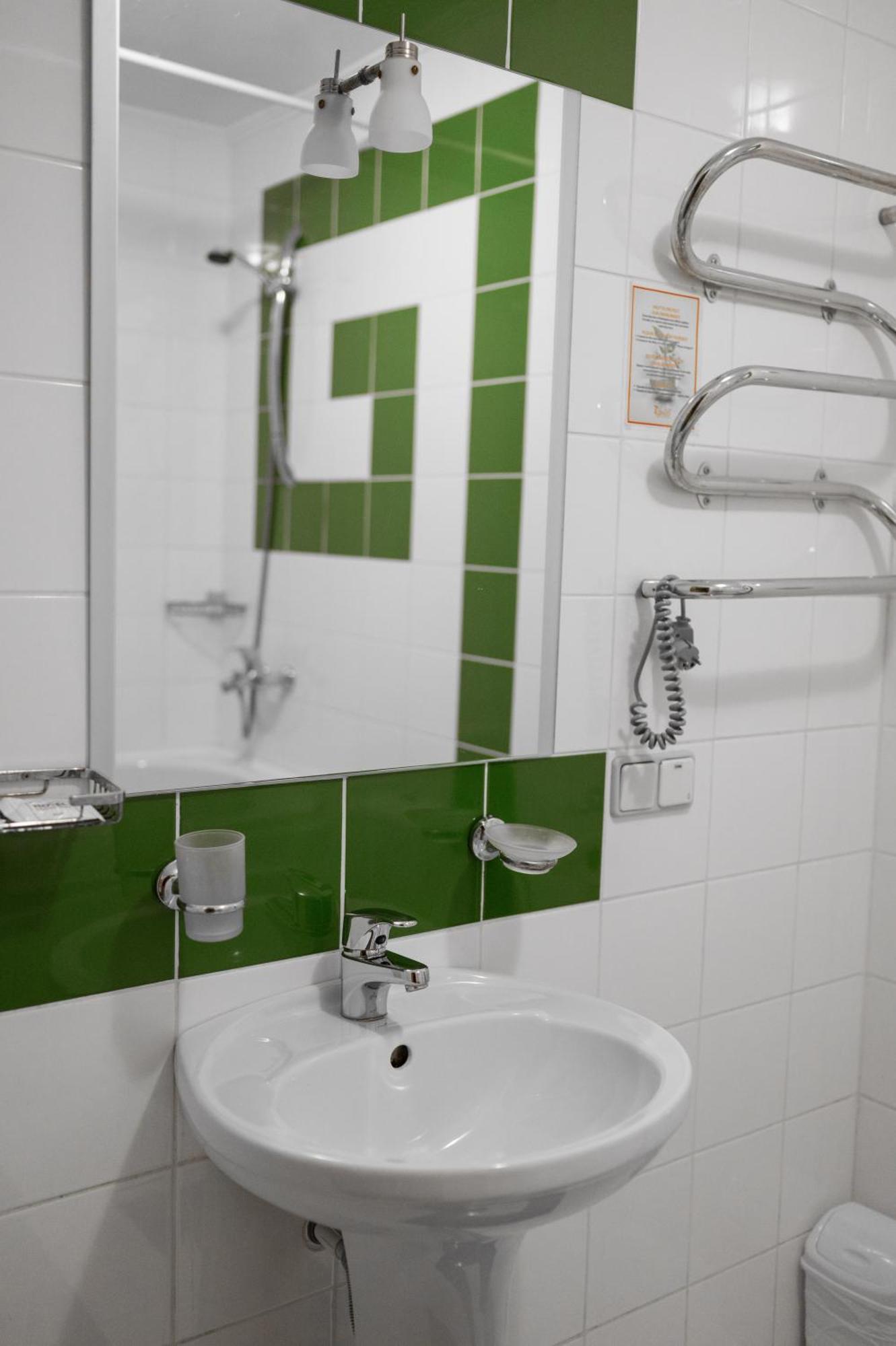 7 Days Hotel Kamyanets-Podilskyi Eksteriør billede